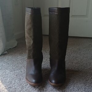 Lacoste Dark Brown and Olive Heeled Boots